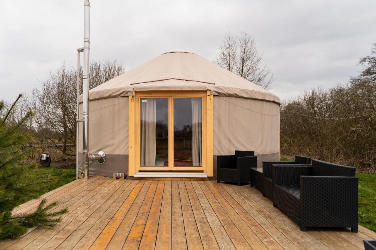 Jurty Glamping Otel Gostynin Dış mekan fotoğraf