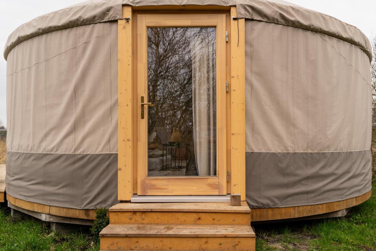 Jurty Glamping Otel Gostynin Dış mekan fotoğraf