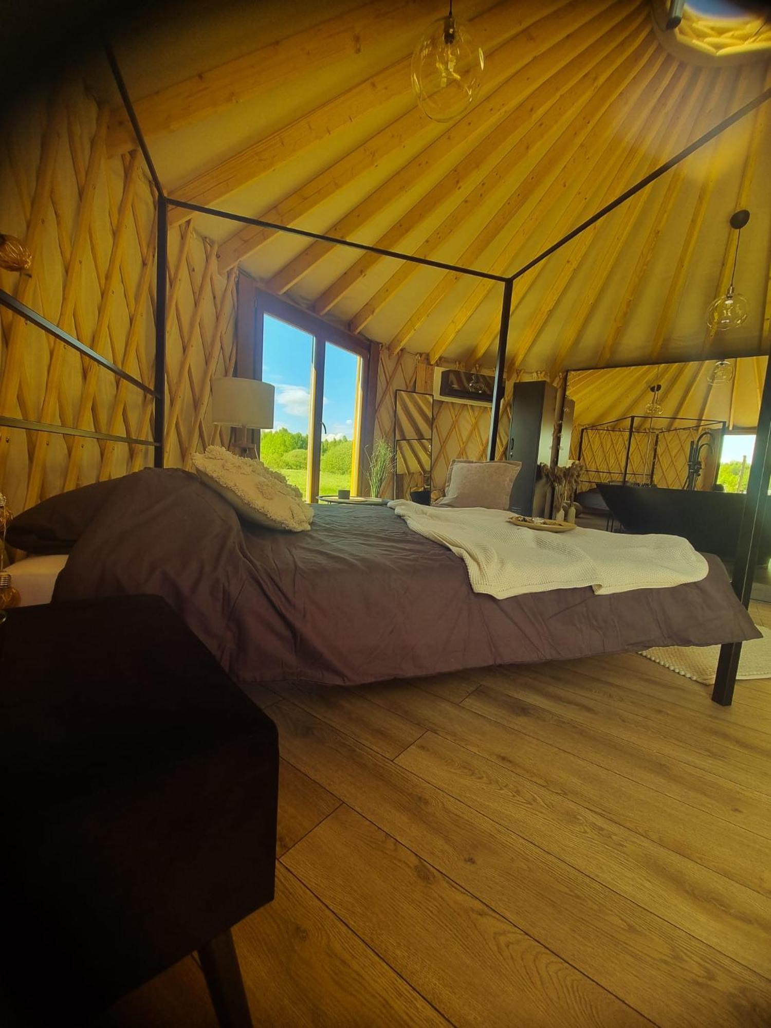 Jurty Glamping Otel Gostynin Dış mekan fotoğraf