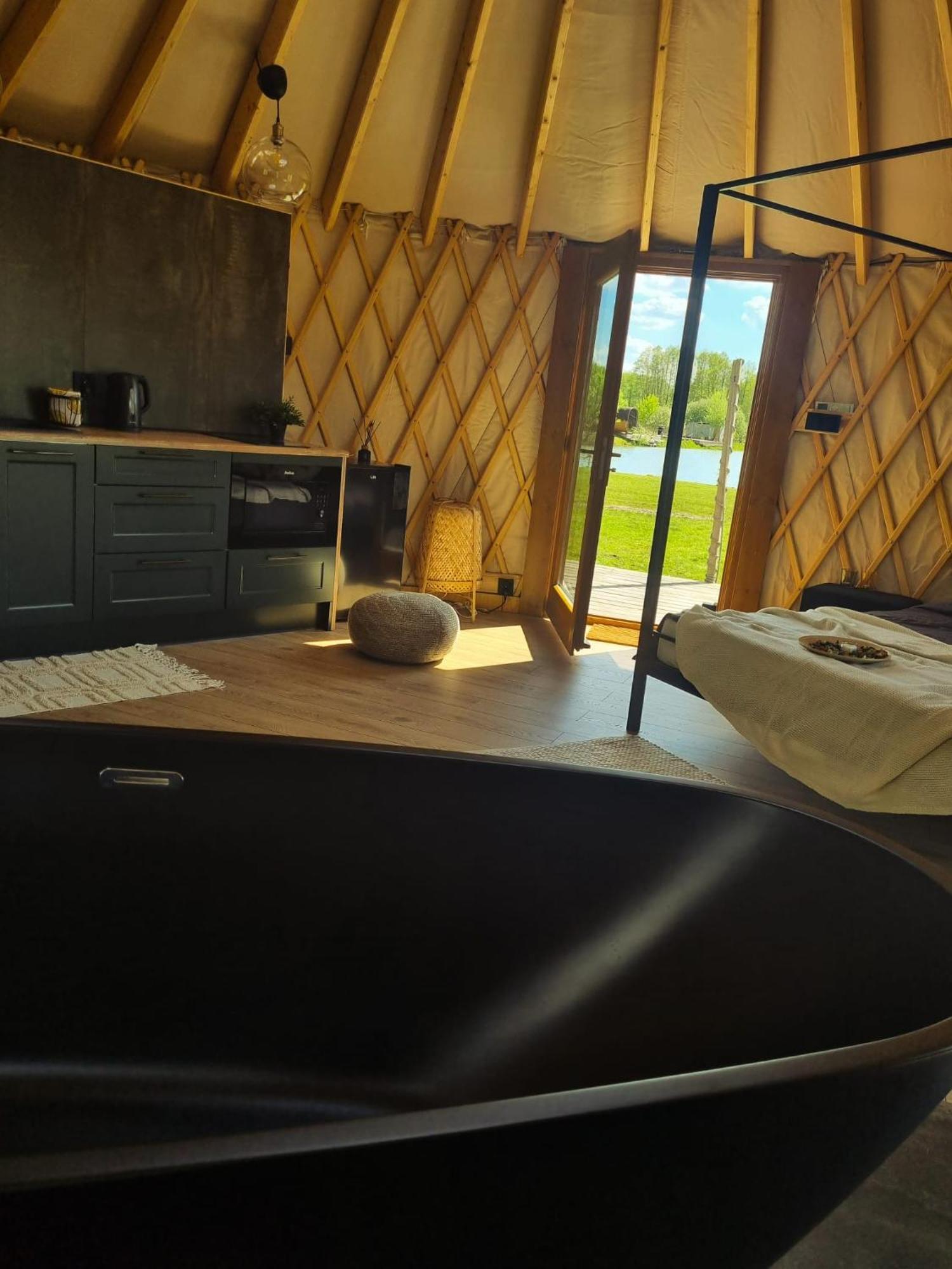 Jurty Glamping Otel Gostynin Dış mekan fotoğraf