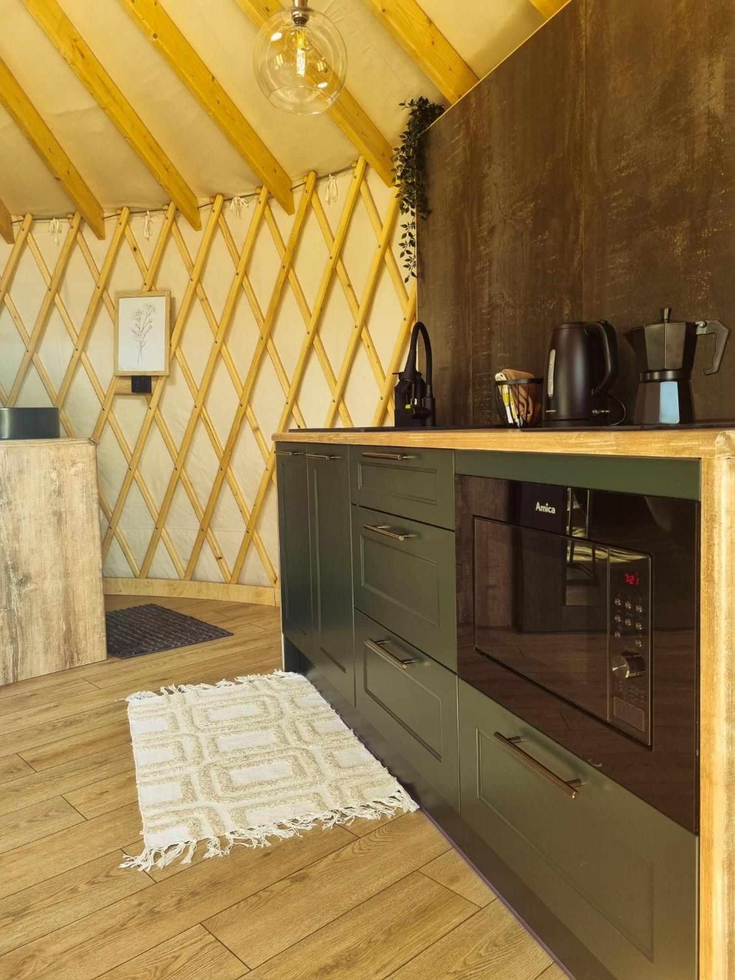 Jurty Glamping Otel Gostynin Dış mekan fotoğraf